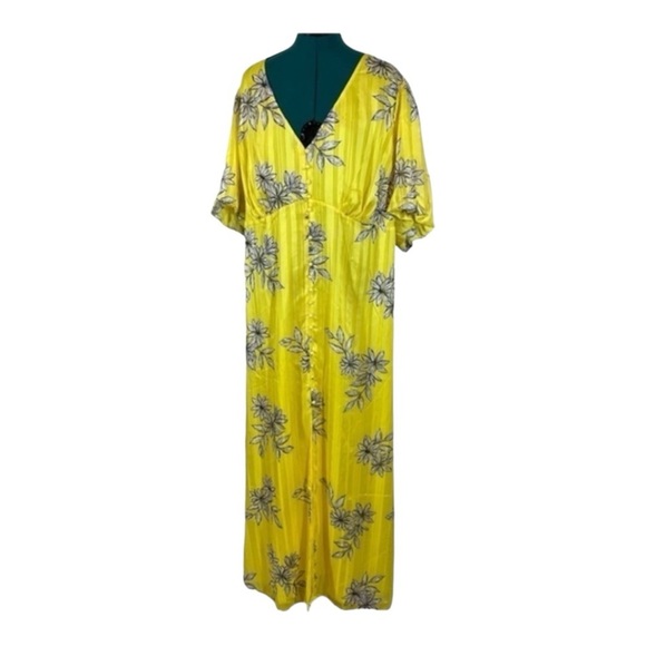 Maree Pour Toi Floral & Stripes Button-Front Maxi Dress - Picture 5 of 8